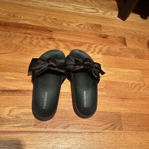 Steve Madden Black Slide Sandals